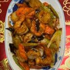 Best Shrimp and Scallops with Garlic Sauce in Ashburn, VA